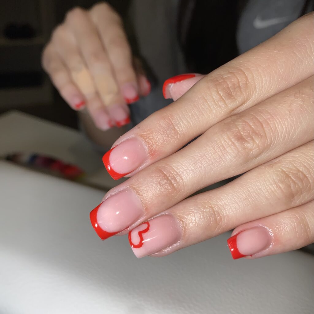 Permanentno lakiranje v kozmtičem salonu v vuzenici