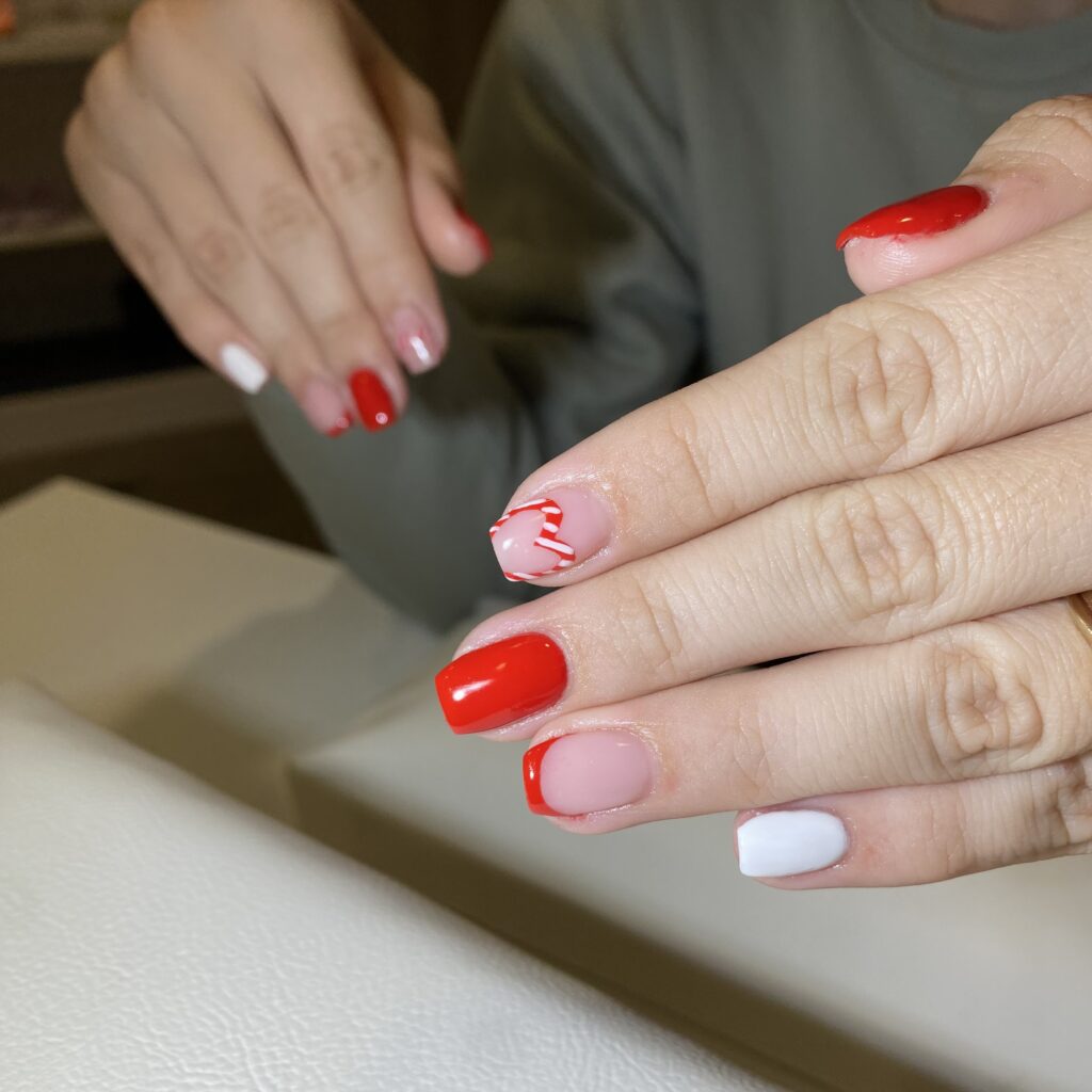 Rdeči nohti, permanentno lakiranje